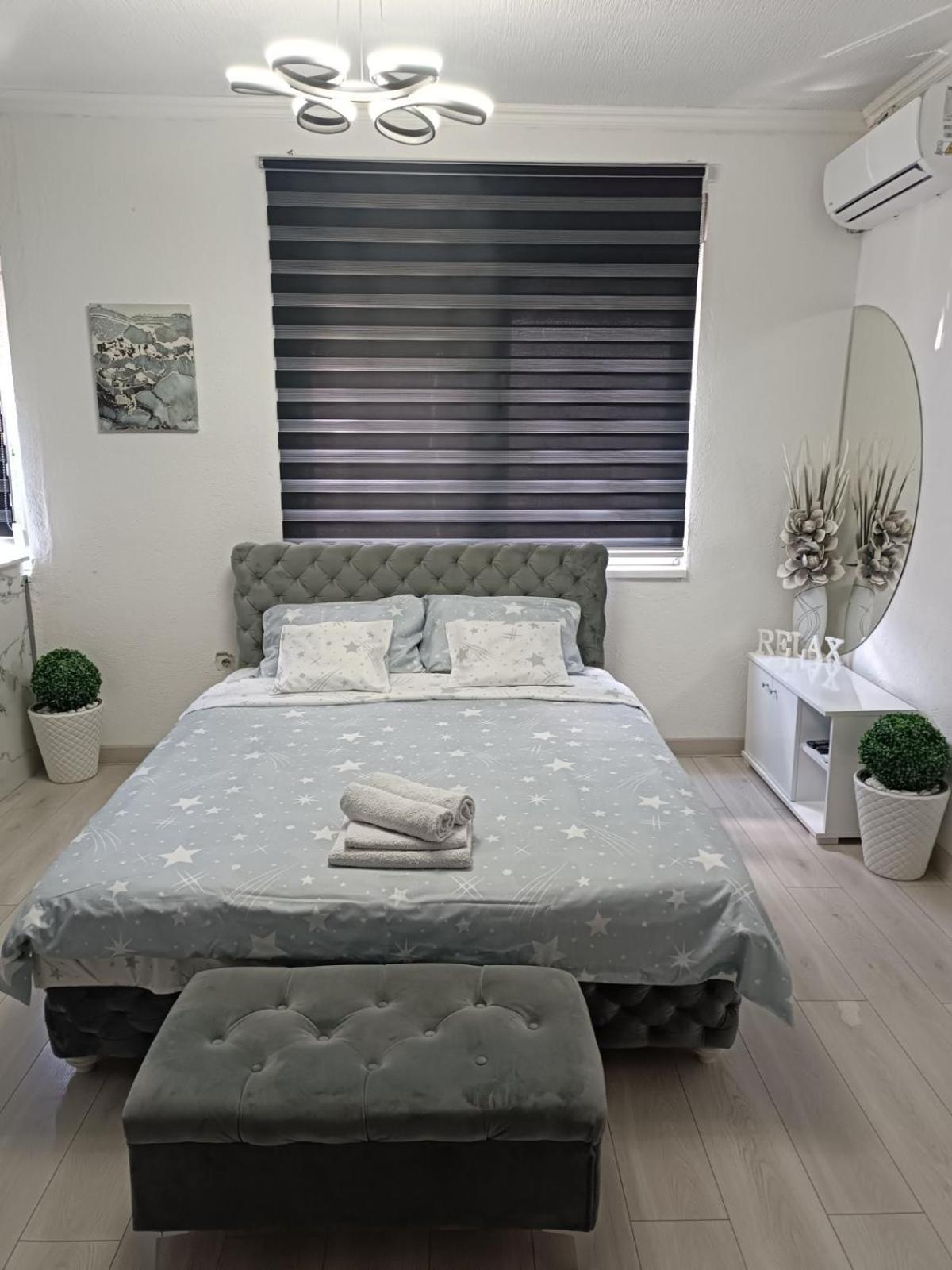 Apartman U Centru Šid Екстериор снимка